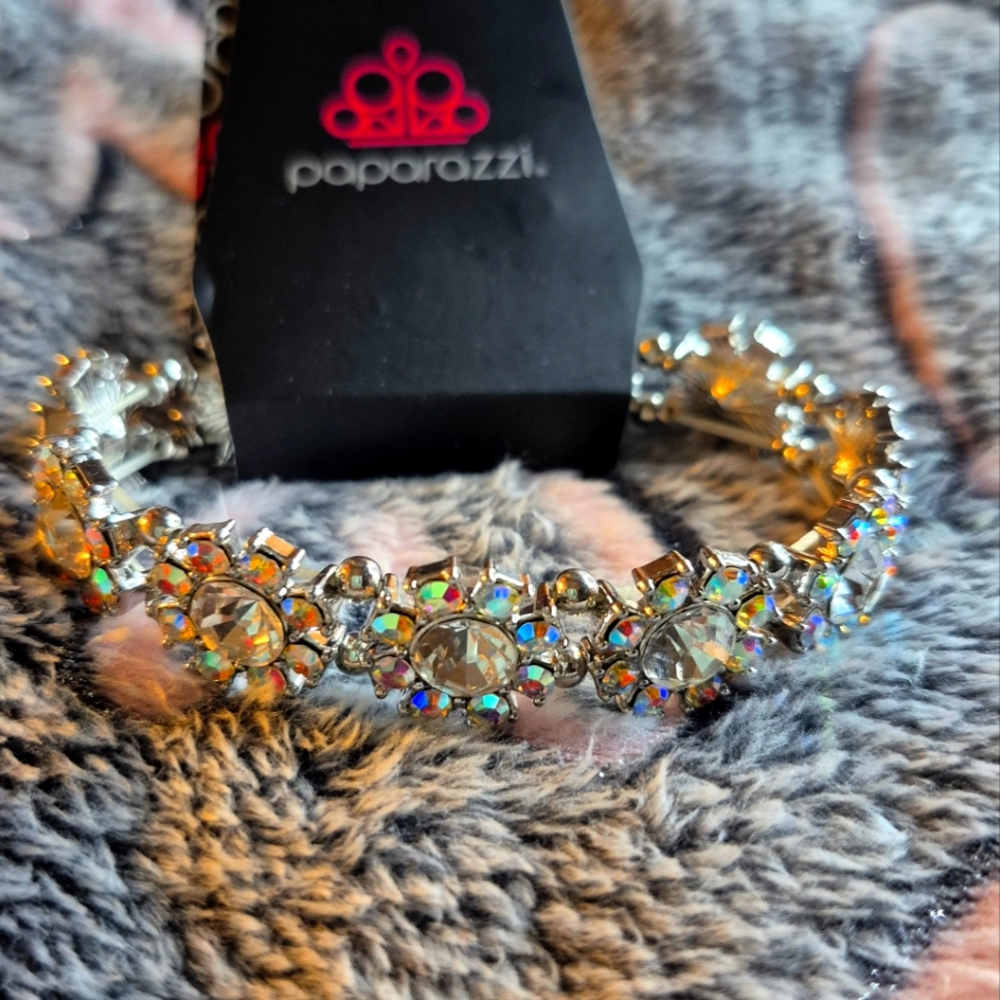 TEA WITH THE QUEEN RHINESTONE BRACELET